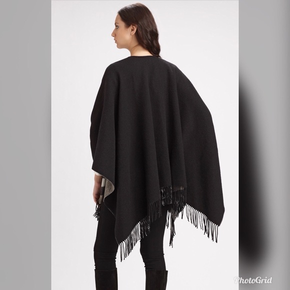 Burberry Merino Wool Exploded Check Fringe Cape - Picture 2 of 8